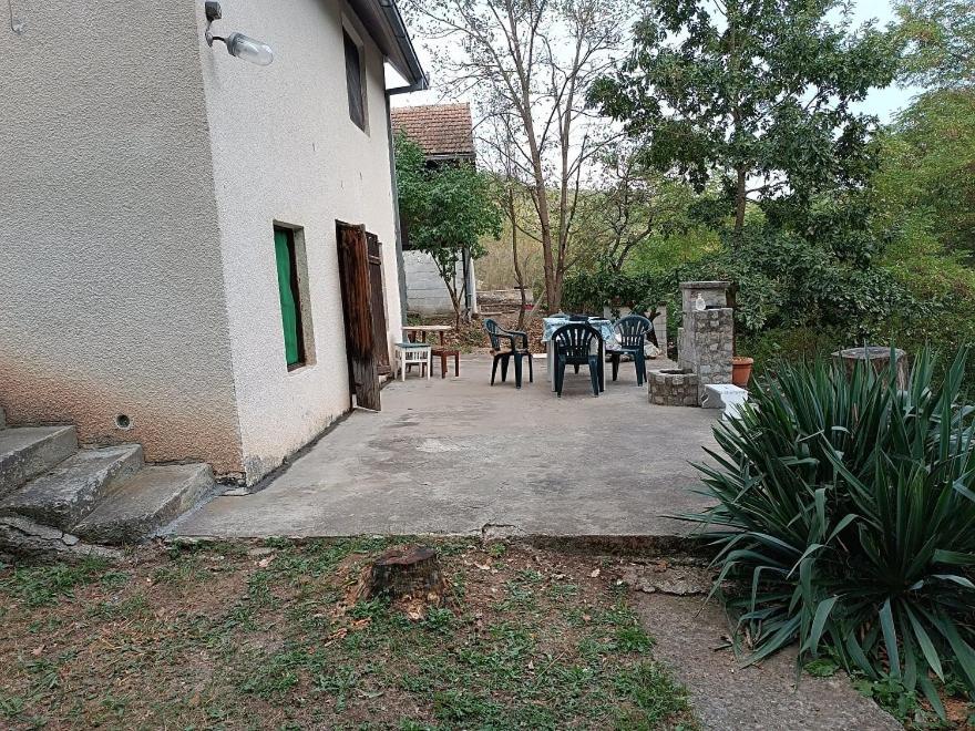 Vikendica Ovcar Banja Cacak